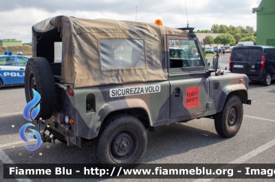 Land Rover Defender 90
Aeronautica Militare Italiana
Sicurezza Volo
Comando Aeroporto di Pratica di Mare
AM AI 214
Parole chiave: Land-Rover Defender_90 AMAI214