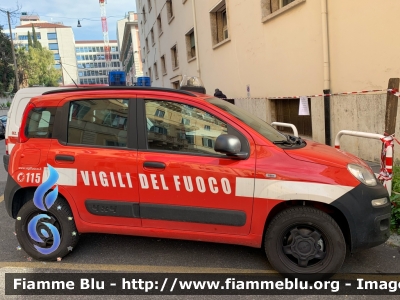 Fiat Nuova Panda 4x4 II serie
Vigili del Fuoco
Comando Provinciale di Roma
VF 30431
Parole chiave: Fiat / Nuova_Panda_4x4_IIserie / VF30341