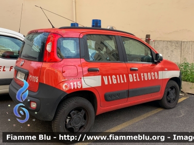 Fiat Nuova Panda 4x4 II serie
Vigili del Fuoco
Comando Provinciale di Roma
VF 30431
Parole chiave: Fiat / Nuova_Panda_4x4_IIserie / VF30341