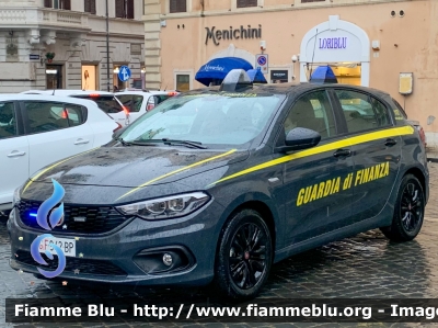 Fiat Nuova Tipo
Guardia di Finanza
Allestimento NCT Nuova Carrozzeria Torinese
Decorazione Grafica Artlantis
GdiF 942 BP

Parole chiave: Fiat Nuova_Tipo GdiF942BP