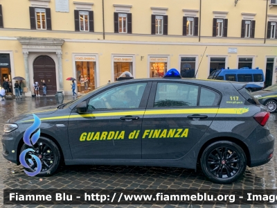 Fiat Nuova Tipo
Guardia di Finanza
Allestimento NCT Nuova Carrozzeria Torinese
Decorazione Grafica Artlantis
GdiF 942 BP

Parole chiave: Fiat Nuova_Tipo GdiF942BP