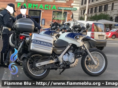 Bmw F650GS II serie
Polizia Municipale Roma
Parole chiave: Bmw F650GS_IIserie