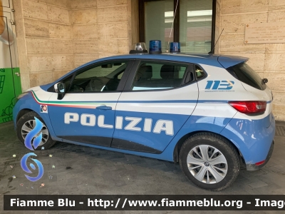 Renault Clio IV serie
Polizia di Stato
Polizia Ferroviaria
Con logo celebrativo dei 110 anni della specialità
POLIZIA M0589
Parole chiave: Renault Clio_IVserie POLIZIAM0589