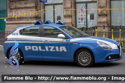 Alfa Romeo Nuova Giulietta restyle
Polizia di Stato
Polizia Stradale
Allestimento NCT Nuova Carrozzeria Torinese
Decorazione Grafica Artlantis
POLIZIA M2817
Parole chiave: Alfa-Romeo / / / Nuova_Giulietta_restyle / / / POLIZIAM2817