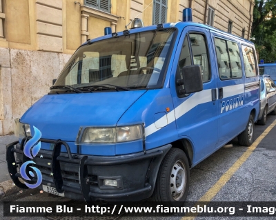 Fiat Ducato II serie
Polizia di Stato
I Reparto Mobile di Roma
POLIZIA D5599
Parole chiave: Fiat Ducato_IIserie POLIZIAD5599