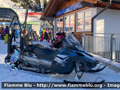 Bombardier Lynx Yeti 600 Ace
Polizia di Stato
Soccorso Alpino
POLIZIA G2150
Parole chiave: Bombardier Lynx_Yeti_600_Ace POLIZIAG2150