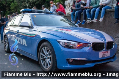 Bmw 318 Touring F31 restyle
Polizia di Stato
Polizia Stradale
Allestimento Marazzi
Decorazione grafica Artlantis
POLIZIA M0306
1000 miglia 2019
Parole chiave: Bmw 318_Touring_F31_restyle POLIZIAM0306 1000_miglia_2019