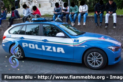 Bmw 318 Touring F31 restyle
Polizia di Stato
Polizia Stradale
Allestimento Marazzi
Decorazione grafica Artlantis
POLIZIA M0306
1000 miglia 2019

Parole chiave: Bmw 318_Touring_F31_restyle POLIZIAM0306 1000_miglia_2019