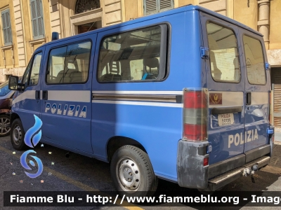 Fiat Ducato II serie
Polizia di Stato
I Reparto Mobile di Roma
POLIZIA D5599
Parole chiave: Fiat Ducato_IIserie POLIZIAD5599