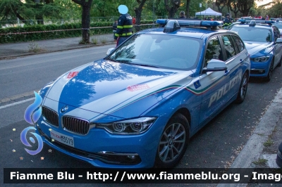 Bmw 318 Touring F31 restyle
Polizia di Stato
Polizia Stradale
Allestimento Marazzi
Decorazione grafica Artlantis
POLIZIA M3519
Mille Miglia 2019

Parole chiave: Bmw 318_Touring_F31restyle POLIZIAM3519