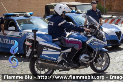 BMW R1200RT II serie
Polizia di Stato
Polizia Stradale
POLIZIA G2903
Parole chiave: BMW R1200RT_IIserie POLIZIAG2903