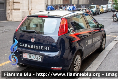 Fiat Punto VI serie
Carabinieri
Comando Carabinieri Banca d'Italia
CC DT 742
Parole chiave: Fiat Punto_VIserie CCDT742