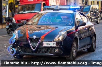 Alfa Romeo Nuova Giulietta restyle
Carabinieri
Pattuglia Mobile di Zona
Allestita NCT Nuova Carrozzeria Torinese
Decorazione Grafica Artlantis
CC DV 119
Parole chiave: Alfa-Romeo Nuova_Giulietta_restyle CCDV119