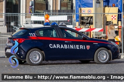 Alfa Romeo Nuova Giulietta restyle
Carabinieri
Nucleo Operativo Radiomobile
Allestimento NCT Nuova Carrozzeria Torinese
Decorazione Grafica Artlantis
CC EC 519
Parole chiave: Alfa_Romeo / Nuova_Giulietta_restyle / CCEC519