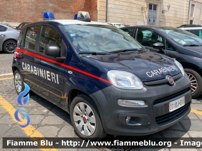 Fiat Nuova Panda II serie
Carabinieri
CC DJ 010
Parole chiave: Fiat / Nuova_Panda_IIserie / CCDJ010