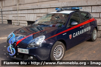 Alfa-Romeo Nuova Giulietta restyle
Carabinieri
Reparto Carabinieri presso il Quirinale
Allestita NCT Nuova Carrozzeria Torinese
Decorazione Grafica Artlantis
CC DR 267
Parole chiave: Alfa-Romeo Nuova_Giulietta_restyle CCDR267