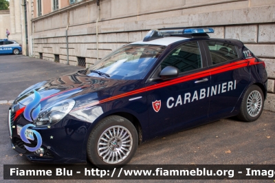 Alfa-Romeo Nuova Giulietta restyle
Carabinieri
Reparto Carabinieri presso il Quirinale
Allestita NCT Nuova Carrozzeria Torinese
Decorazione Grafica Artlantis
CC DR 267
Parole chiave: Alfa-Romeo Nuova_Giulietta_restyle CCDR267