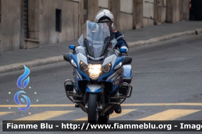 BMW R1200RT II serie
Polizia di Stato
Polizia Stradale
POLIZIA G2893

Festa Forze armate 2020

Parole chiave: BMW R1200RT_IIserie POLIZIAG2893 Festa_Forze_Armate_2020