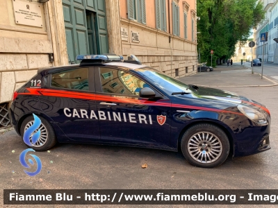 Alfa-Romeo Nuova Giulietta restyle
Carabinieri
Reparto Carabinieri presso il Quirinale
Allestita NCT Nuova Carrozzeria Torinese
Decorazione Grafica Artlantis
CC DR 267
Parole chiave: Alfa-Romeo Nuova_Giulietta_restyle CCDR267