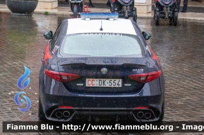 Alfa Romeo Nuova Giulia Quadrifoglio
Carabinieri
Nucleo Operativo Radiomobile Roma
CC DK 554
Parole chiave: Alfa-Romeo / Nuova_Giulia_Quadrifoglio / CCDK554