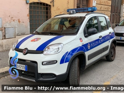 Fiat Nuova Panda 4x4 II serie
Polizia Roma Capitale
Parole chiave: Fiat / / / Nuova_Panda_4x4_IIserie