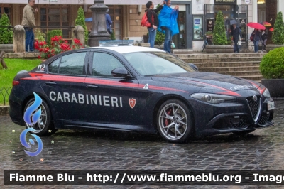 Alfa Romeo Nuova Giulia Quadrifoglio
Carabinieri
Nucleo Operativo Radiomobile Roma
CC DK 554
Parole chiave: Alfa-Romeo / Nuova_Giulia_Quadrifoglio / CCDK554