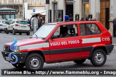 Fiat Panda 4x4 II serie
Vigili del Fuoco
Comando Provinciale di Roma
Via Genova-Centrale
VF 24670
Parole chiave: Fiat Panda_4x4_IIserie VF24670