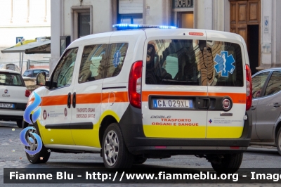 Fiat Doblò IV serie 
Policlinico di Roma - Umberto I
Trasporto Organi Emergenza Sangue
Allestimento On-site
Parole chiave: Fiat / Doblò_IVserie