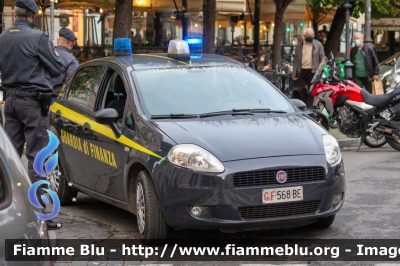 Fiat Grande Punto
Guardia di Finanza
GdiF 568 BE

Parole chiave: Fiat Grande_Punto GdiF568BE