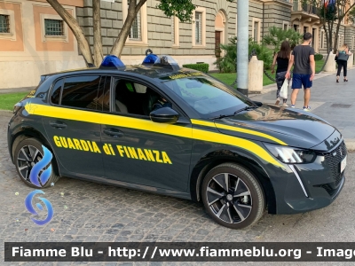 Peugeot e-208
Guardia di Finanza
allestimento Focaccia
GdiF 620 BP
Parole chiave: Peugeot / / / e-208 / / / GdiF620BP