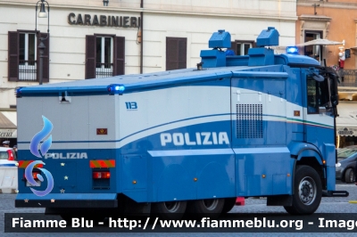 Mercedes Benz Arocs
Polizia di Stato
I Reparto Mobile di Roma
Idrante Allestimento BAI
Decorazione Grafica Artlantis
POLIZIA M2781
Parole chiave: Mercedes-Benz / Arocs / POLIZIAM2781