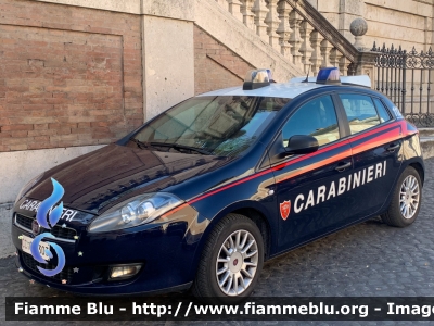 Fiat Nuova Bravo
Carabinieri
Nucleo Radiomobile di Roma
CC CX 303
Parole chiave: Fiat / Nuova_Bravo / CCCX303