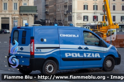 Fiat Scudo IV serie
Polizia di Stato
Unità Cinofile
Allestimento Elevox
POLIZIA M3204

Parole chiave: Fiat / / / Scudo_IVserie / / / POLIZIAM3204