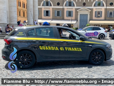 Fiat Nuova Tipo
Guardia di Finanza
Allestimento NCT Nuova Carrozzeria Torinese
Decorazione Grafica Artlantis
GdiF 943 BP
Parole chiave: Fiat Nuova_Tipo GdiF943BP