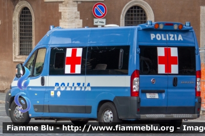 Fiat Ducato X250 
Polizia di Stato
Servizio Sanitario
Allestimento Fast
POLIZIA H0881
Parole chiave: Fiat / Ducato_X250 / POLIZIAH0881