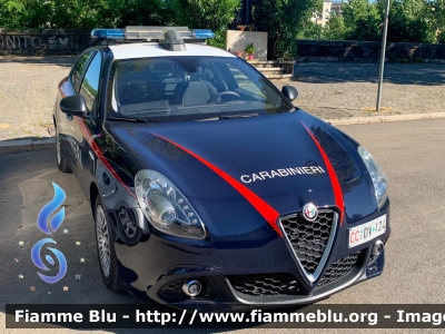 Alfa Romeo Nuova Giulietta restyle
Carabinieri
Pattuglia Mobile di Zona
Allestimento NCT Nuova Carrozzeria Torinese
Decorazione Grafica Artlantis
CC DV 124
Parole chiave: Alfa-Romeo / Nuova_Giulietta_restyle / CCDV124