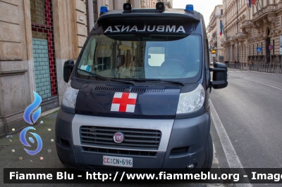 Fiat Ducato X250
Carabinieri
Reggimento Corazzieri
Servizio Sanitario
Allestita Odone
CC CN 696
Parole chiave: Fiat Ducato_X250 CCCN696