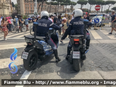 Bmw C Evolution
Polizia di Stato
Allestito Focaccia
Grafica Artlantis
POLIZIA 74583
POLIZIA 74581
Parole chiave: Bmw C_Evolution POLIZIA74583 POLIZIA74581