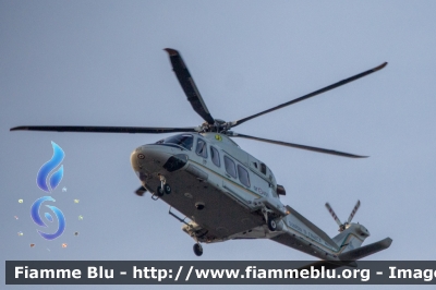 Agusta Westland AW139
Guardia di Finanza
Reparto Operativo Aereonavale
Centro di Aviazione Pratica Di Mare
Volpe 401
Parole chiave: Agusta-Westland / AW139 / Volpe401