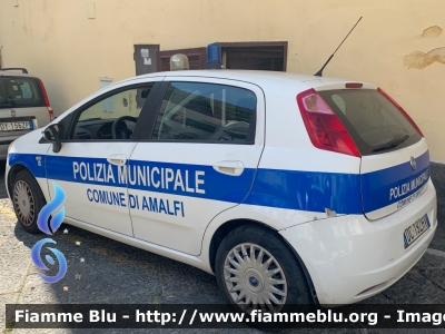 Fiat Grande Punto
Polizia Municipale
Comune di Amalfi (SA)
Parole chiave: Fiat / / / Grande_Punto