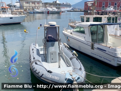 Gommone
Napoli - Protezione Civile Sant'Erasmo
Parole chiave: Gommone