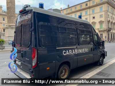 Iveco Daily VI serie
Carabinieri
VIII Battaglione "Lazio"
Allestimento Sperotto
CC DY 002
Parole chiave: Iveco / Daily_VIserie / CCDY002