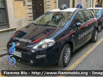 Fiat Punto VI serie
Carabinieri
Comando Carabinieri Banca d'Italia
CC DT 742
Parole chiave: Fiat Punto_VIserie CCDT742