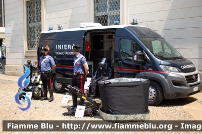 Fiat Ducato X290
Carabinieri
Nucleo Artificieri Antisabotaggio
Allestito Elevox
CC DJ 108
Parole chiave: Fiat Ducato_X290 CCDJ108