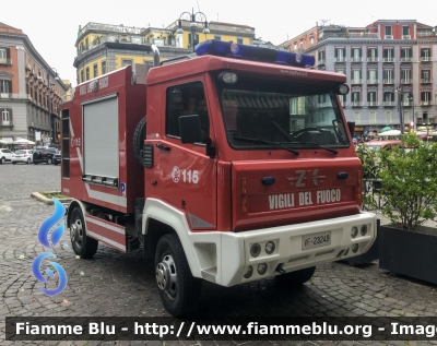 ZK R1
Vigili del Fuoco
Comando Provinciale di Napoli
Polisoccorso allestimento Piemme Matacena
VF 23246
Parole chiave: ZK R1 VF23246