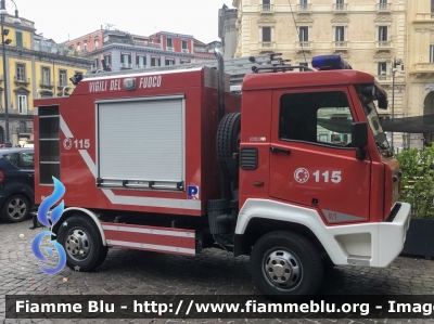 ZK R1
Vigili del Fuoco
Comando Provinciale di Napoli
Polisoccorso allestimento Piemme Matacena
VF 23246
Parole chiave: ZK R1 VF23246