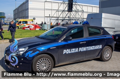 Alfa Romeo Nuova Giulietta restyle
Polizia Penitenziaria
Servizio Traduzioni e Piantonamenti
POLIZIA PENITENZIARIA 006 AG
Parole chiave: Alfa-Romeo / Nuova_Giulietta_restyle / POLIZIAPENITENZIARIA006AG