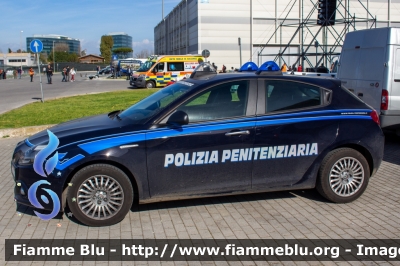 Alfa Romeo Nuova Giulietta restyle
Polizia Penitenziaria
Servizio Traduzioni e Piantonamenti
POLIZIA PENITENZIARIA 006 AG
Parole chiave: Alfa-Romeo / Nuova_Giulietta_restyle / POLIZIAPENITENZIARIA006AG