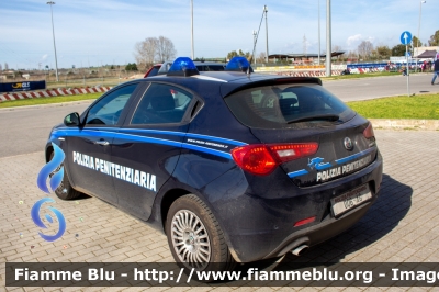 Alfa Romeo Nuova Giulietta restyle
Polizia Penitenziaria
Servizio Traduzioni e Piantonamenti
POLIZIA PENITENZIARIA 006 AG
Parole chiave: Alfa-Romeo / Nuova_Giulietta_restyle / POLIZIAPENITENZIARIA006AG