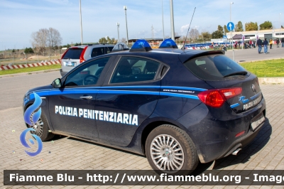 Alfa Romeo Nuova Giulietta restyle
Polizia Penitenziaria
Servizio Traduzioni e Piantonamenti
POLIZIA PENITENZIARIA 006 AG
Parole chiave: Alfa-Romeo / Nuova_Giulietta_restyle / POLIZIAPENITENZIARIA006AG